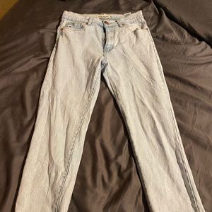 Highwasted acid washed jeans
